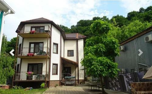 Hostal Gavan Guest House