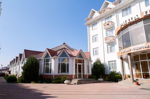 Hotel ????-????