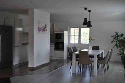 Apartment Jeri Delux