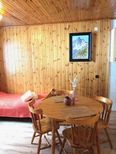 Hostal Encijan Apartments
