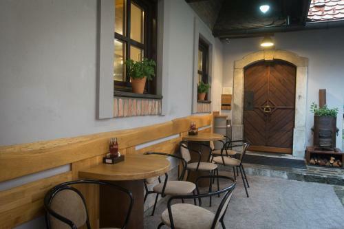 Bed & Breakfast De?ela Okusov