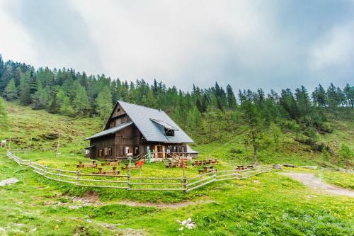 Loka Lodge At Raduha