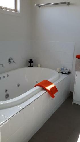 Bed & Breakfast Bass Coast Country Cottages