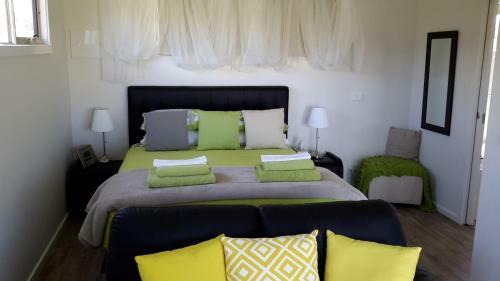 Bed & Breakfast Bass Coast Country Cottages