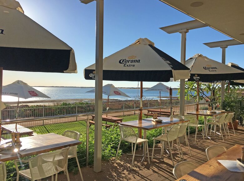 Hotel Onslow Beach Resort