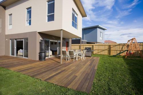 Beach & Golf Stays, Australia