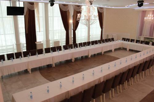 Kaspia Yeddi Gozel Hotel