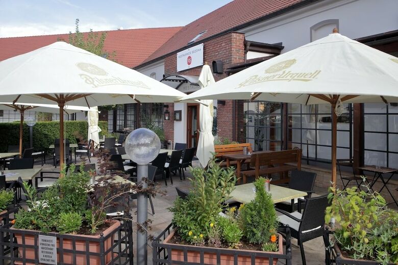 Hotel Chvalsk� Tvrz