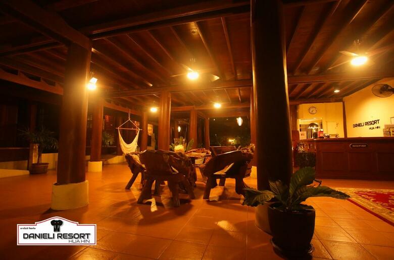 Hotel Jaidee Resort