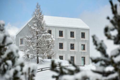 Hotel Pension Laresch
