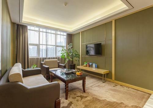 Fuqing Golden Eagle Days Hotel