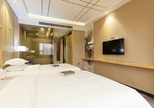 Fuqing Golden Eagle Days Hotel
