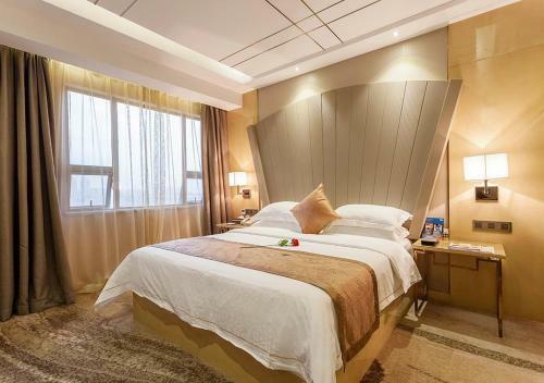Fuqing Golden Eagle Days Hotel