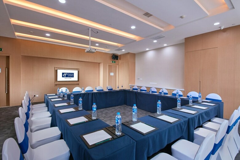 Hotel Holiday Inn Express Luoyang Yichuan