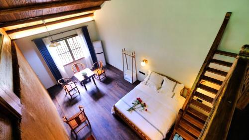 Hostal Zhang Jiajie Tujia Ethnic Guesthouse