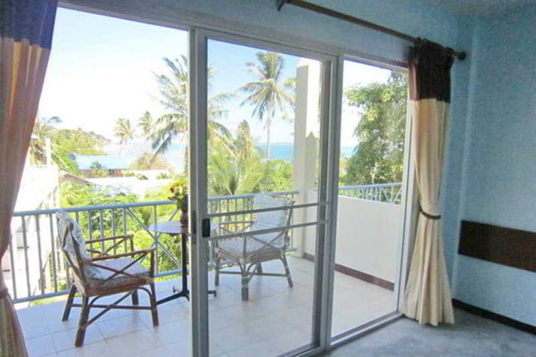 Hotel Thaniza Beachfront Resort