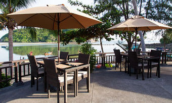 Hotel Maehaad Bay Resort