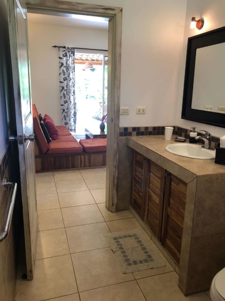 Costa Riki Apartments