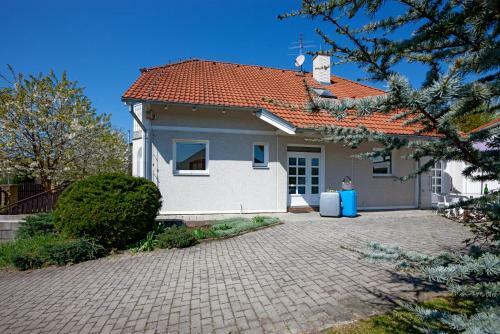 Idyllicprague Cherry Tree Cottage