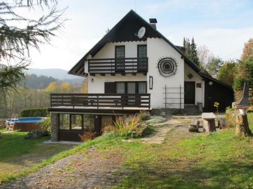 Holiday Home In Cachrov/b�hmerwald 35500