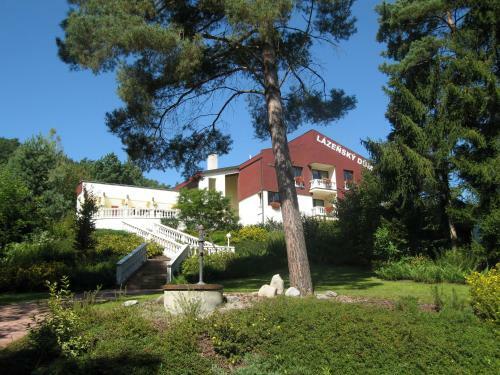 Hostal Penzion L�ze?sk� D?m