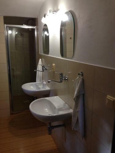Holiday Home In Lanzov 1300