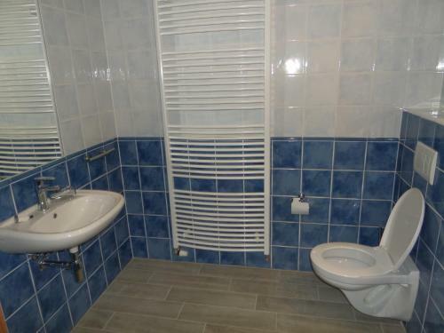 Hotel Dv?r