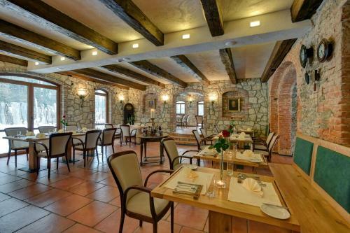 Apartamentos Zamecka Fortovna / Forester House