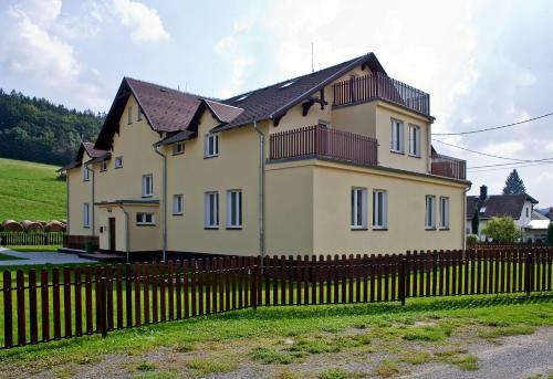 Apartm�ny Karlovick� Dv?r