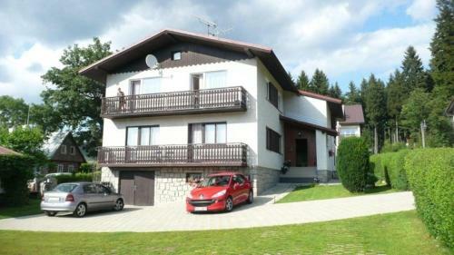 Apartm�ny Puskar?�kov�