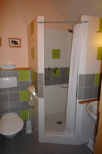 Hostal Chalet H?ebenka