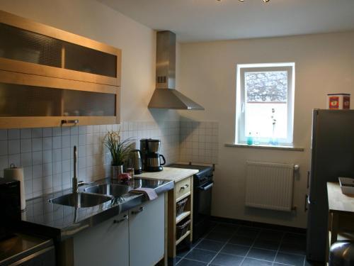 Cozy Apartment By The River Mosel In Moselkern