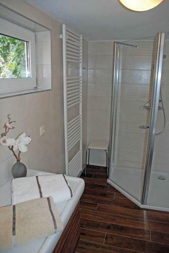 Apartamento Ferienappartements Unterm Reetdach
