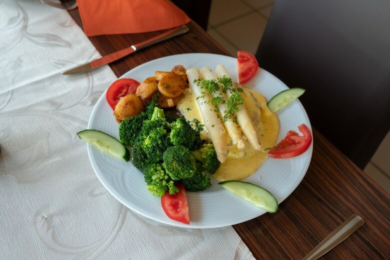 Hostal Schnitzelhaus Und Pension Stadt Rosbach