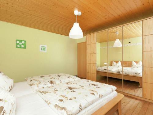 Spacious Apartment In Rodershausen With Barbecue