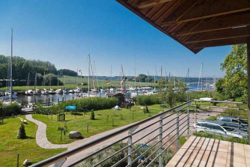 Apartamento Ferienhaus Mit Seeblick An Der See