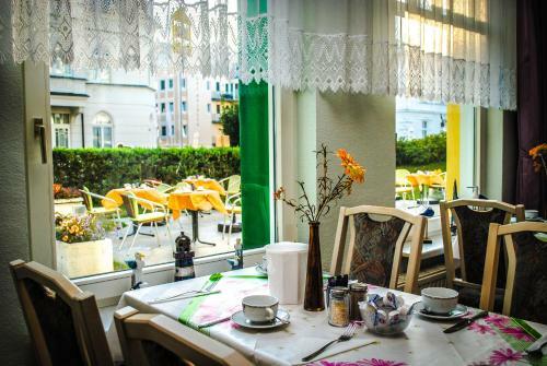 Garni Eden Hotels
