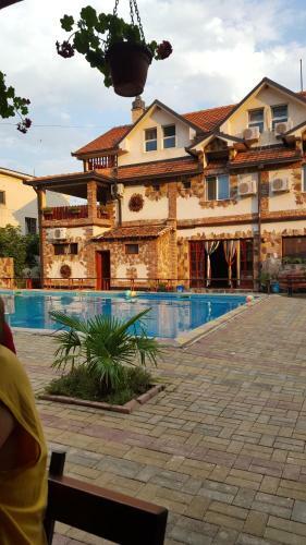 Hostal Apartments Dan Dar
