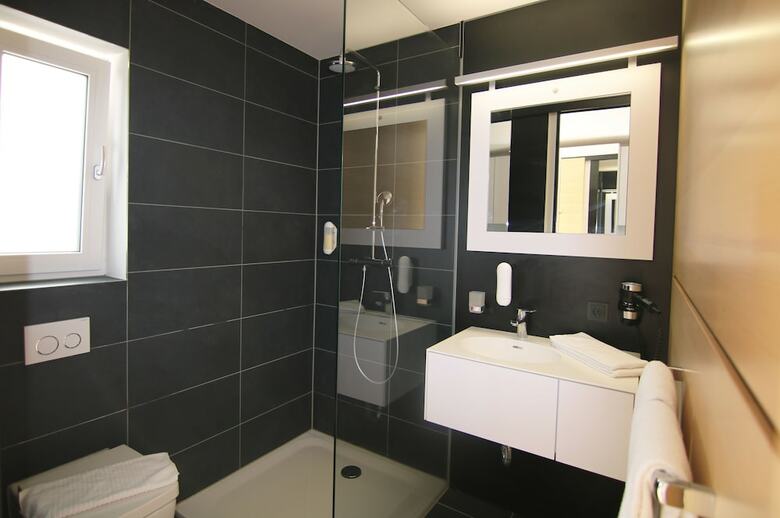 Bg Hotel