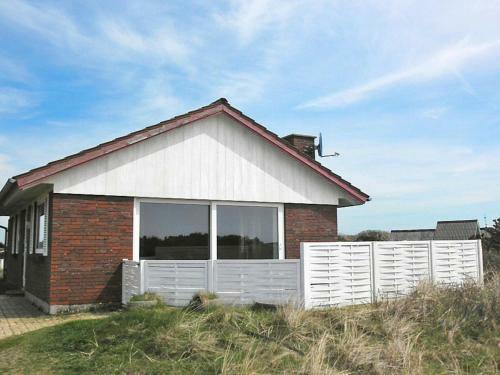 Three-bedroom Holiday Home In Henne 6