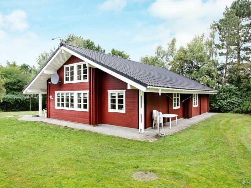 Four-bedroom Holiday Home In Kalundborg 1