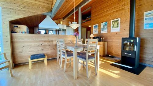 Holiday Home Svallerhulvej 063100