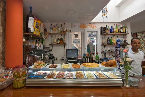 Hostal-bar Restaurante "la Fuente"