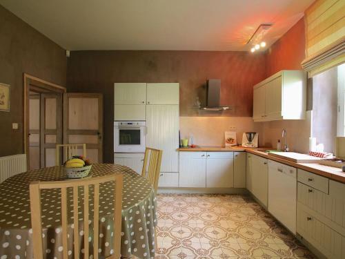 Holiday Home Baillet Latour Latour