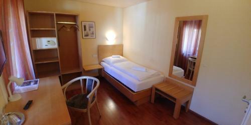 Hotel Bad Bruckhaus / Viaschweiz