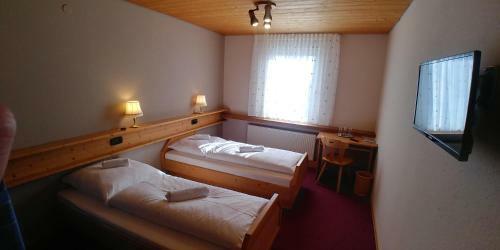 Hotel Bad Bruckhaus / Viaschweiz