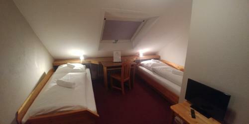 Hotel Bad Bruckhaus / Viaschweiz