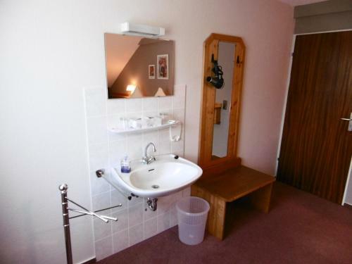 Hotel Bad Bruckhaus / Viaschweiz