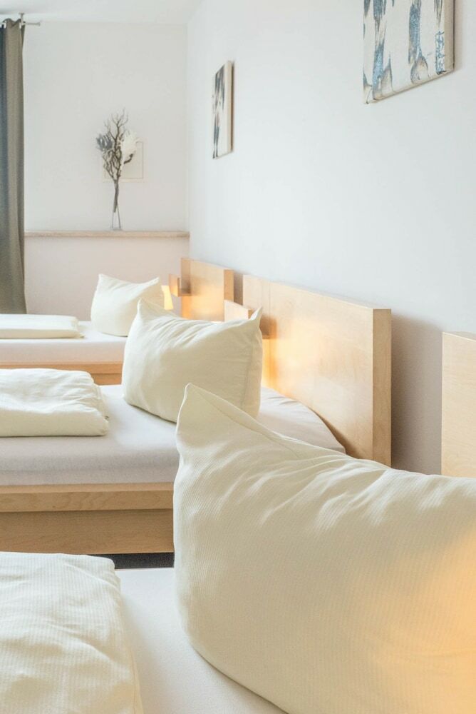 Hostal Pension Wess