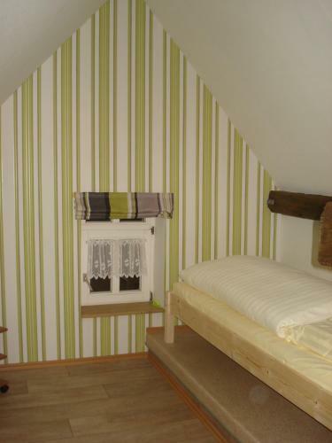 Hostal Traditionsgasthof Zum Luedertal
